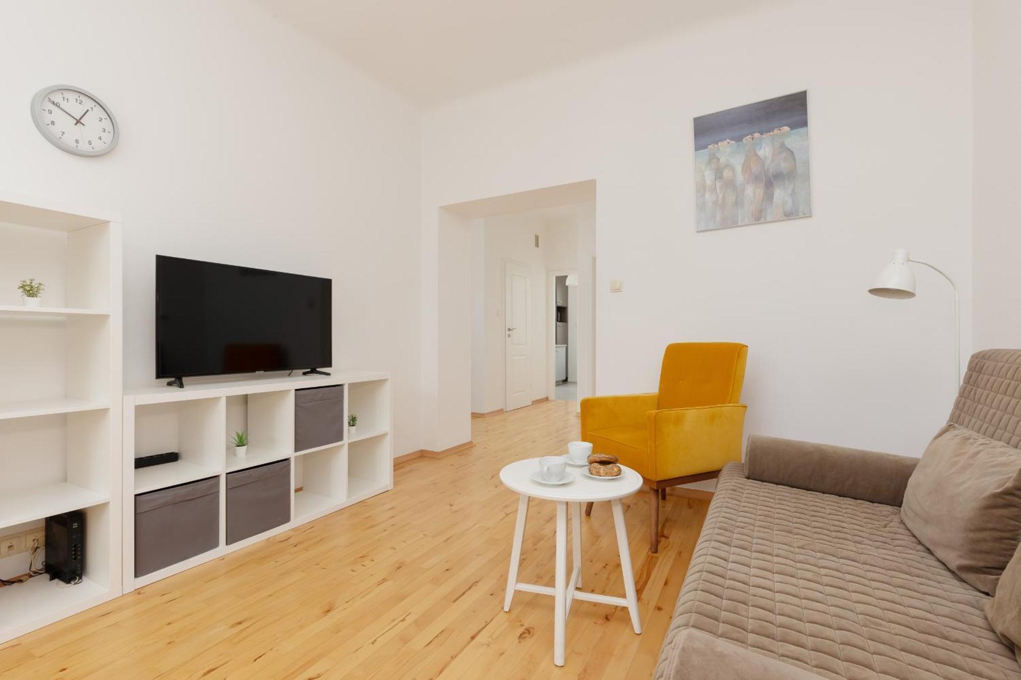 Butas One-bedroom Capital By Renters *